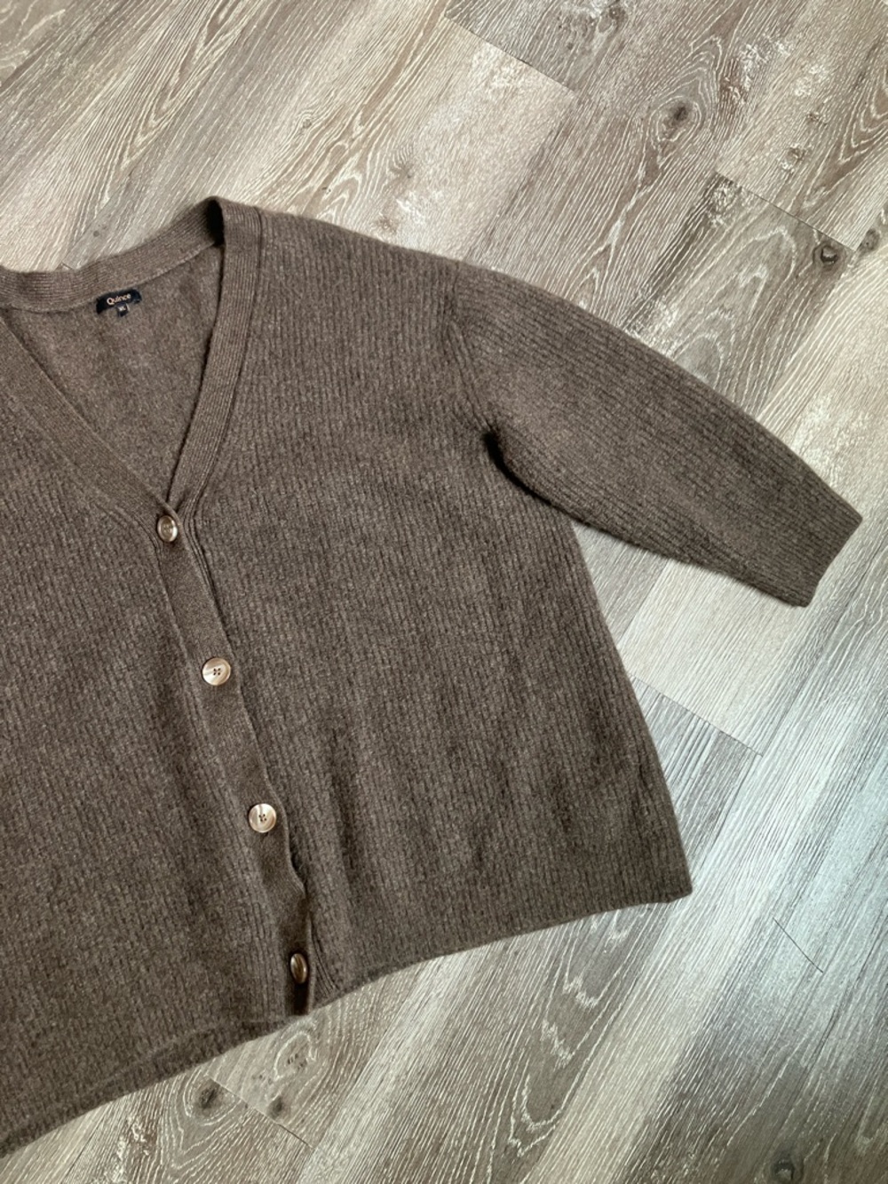 Quince Mongolian Cashmere Oversized Boyfriend Cardigan Sweater - Picture 8 of 12